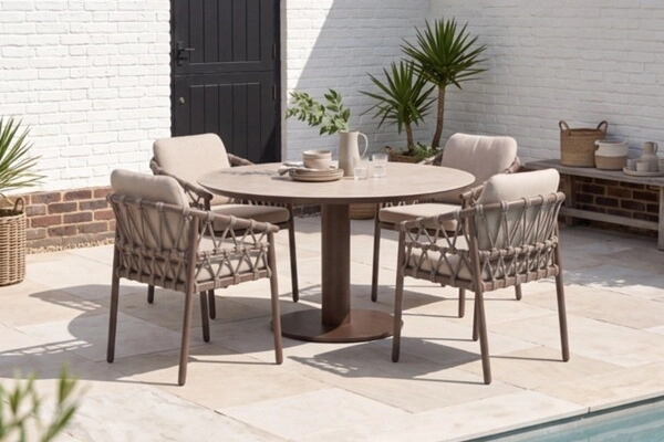 4-seasons-outdoor-piacenza-4-seat-dining-set.jpg.jpg
