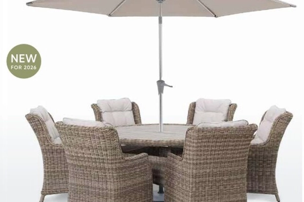kettler-hazel-6-seat-dining-set-with-parasol-and-base.jpg.jpg
